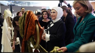 Emine Erdoğanın Amerika temaslarına Bursa İpeği damgasını vurdu