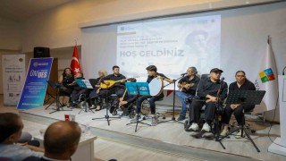 Engelsiz yürekler, Aşık Veyselin türkülerini yaşatıyor