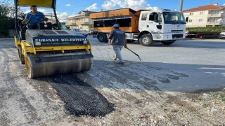 Erenlerde fiber internet çalışmalarının ardından asfalt çalışması başladı