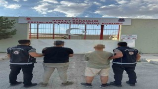Erzincanda 21 kaçak göçmen yakalandı, 2 organizatör tutuklandı