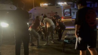 Erzincanda motosiklet yayaya çarptı: 2 yaralı