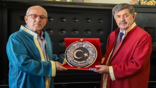 Erzincanda Yılın Ustası unvanı mobilya ustasına