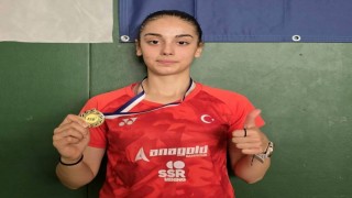 Erzincanlı milli sporcu badmintonda şampiyon oldu