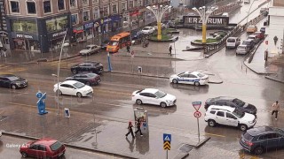 Erzurum yağmurla serinledi