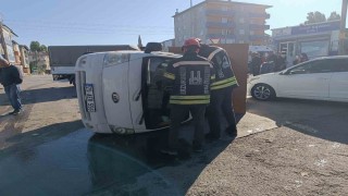 Erzurumda üç araçlı kazada can pazarı