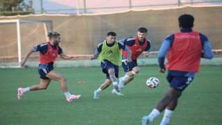 Erzurumspor FKda Sakaryaspor mesaisi sürüyor