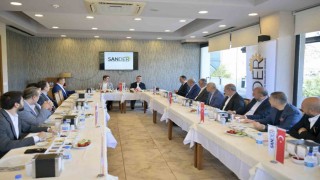 Esenyurt Belediye Başkan Vekili Can Aksoy sanayicilerle buluştu