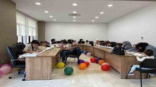 Esenyurt Belediyesinden anne ve çocuklara ücretsiz sanat eğitimi desteği