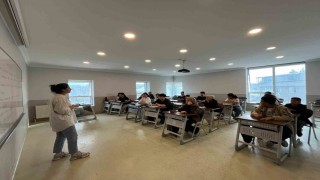 Esenyurt Belediyesinin açtığı YKS ve LGS kurslarına yoğun ilgi