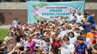 Esenyurtta 13 mahalleden yüzlerce vatandaş piknikte buluştu