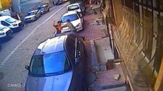 Esenyurtta gürültü kavgasında komşular yumruk yumruğa birbirine girdi