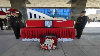 Eski TBMM Başkanı Karakaş son yolculuğuna uğurlandı