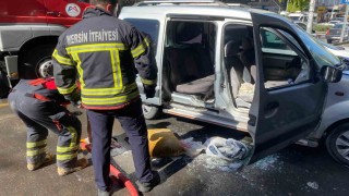 Esnafın zamanında müdahalesi aracın yanmasını önledi