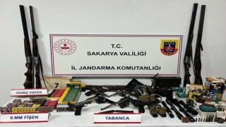 Ev değil cephanelik: 60 yaşındaki şahıs tutuklandı