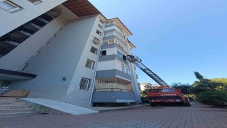 Evin mutfağında çıkan yangın söndürüldü