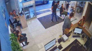 Eyüpsultanda zehirlenme şüphesiyle hastaneye kaldırılan ailenin görüntüleri ortaya çıktı