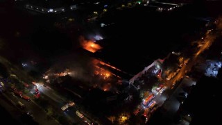 Fabrika yangınında 9 saat geride kaldı