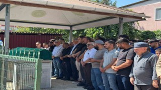 Fabrikada zehirlenerek hayatını kaybeden işçi toprağa verildi