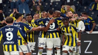 Fenerbahçe, Antalyasporu üst üste 7. kez mağlup etti