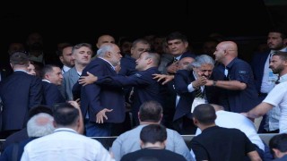 Fenerbahçe kongresinde gerginlik