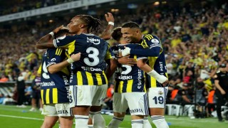 Fenerbahçe, Trabzonsporu üst üste 4. maçta yendi