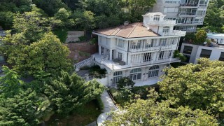 FETÖ firarisi Akın İpekin Bebekteki köşkü yeniden satışta