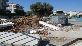 Foça Belediye Başkanı Fıçı: Bir kez daha tekrarlamak istiyorum, çevre atıklarını toplamayacağım