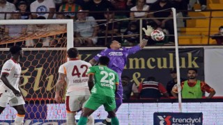 Galatasaray, ligde deplasmanda kalesini gole kapadı