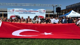 Gaziantepte geleneksel aşırtmalı aba güreşleri heyecanı başladı