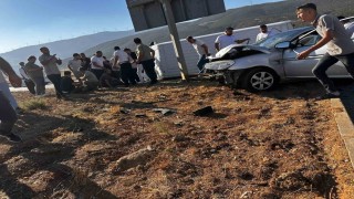 Gaziantepte otomobil ile minibüs çarpıştı: 5 yaralı