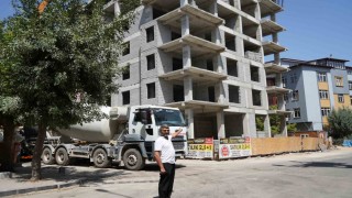 Gaziantepte yerinde dönüşümle yeni binalar yükseliyor