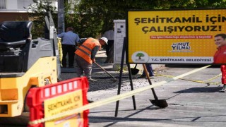 Gazikent, Belkız ve Burakta bozuk yollar yenileniyor