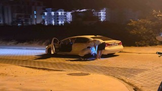 Gazipaşada otomobille motosikletin çarpıştığı kazada 1 kişi yaralandı