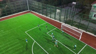 Gençler için yeni spor alanı: Sapanca Akçayın futbol tesisine yeni yüz