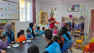 Gençlik Merkezi Gönüllüleri, Menteşede çocuklara unutulmaz bir gün yaşattı