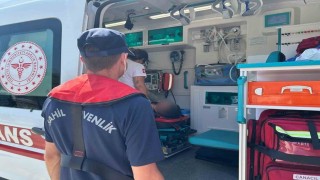 Gezi teknesinde yaralanan çocuk için tıbbi tahliye