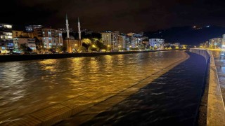 Giresunda sağanak yağış hayatı olumsuz etkiledi