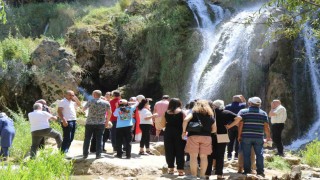 Girlevik Şelalesinde hafta sonu yoğunluk yaşandı