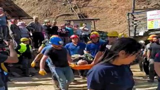 Göçük altındaki madencilerden birisi kurtarıldı