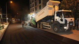 Gölbaşı Caddesinde gece mesaisi