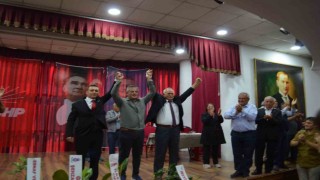 Gördes CHP kongresinde kazanan Gökhan Koyunlu oldu