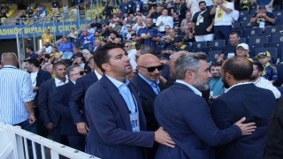 Hakan Bilal Kutlualp, yoğun ilgiyle karşılandı