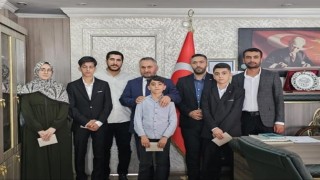 Hakkaride Kuran-ı Kerimi Yüzünden Güzel Okuma ve Hafızlık Yarışması yapıldı