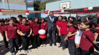 Hakkâride İlköğretim Haftası coşkusu