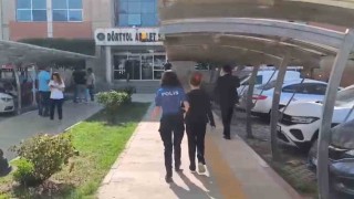 Hatayda hapis cezası ile aranan 2 kişi yakalandı