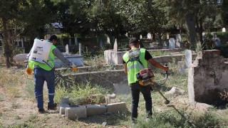 Hatay’da Mezarlıklarda Bakım ve Temizlik Çalışmaları
