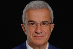 Hayat Holding’de Prof. Dr. Davut Kavranoğlu Göreve Başladı