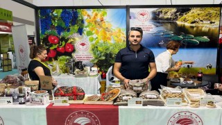 Hekimhan cevizi ve alıç sirkesi, Erzurumdaki uluslararası tarım ve hayvancılık fuarında göz kamaştırdı