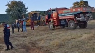 Hüyükte yaylada çıkan yangın ormana sıçramadan söndürüldü