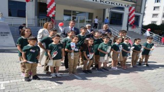 Iğdırda 302 okulda öğrenciler ders başı yaptı